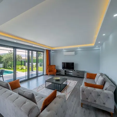 Aden Villa
